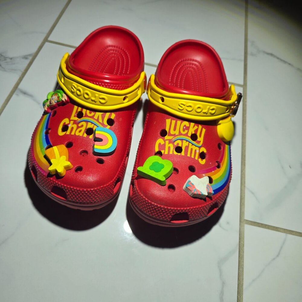 Crocs Lucky Charms Cereal Men's 6 Women's 8